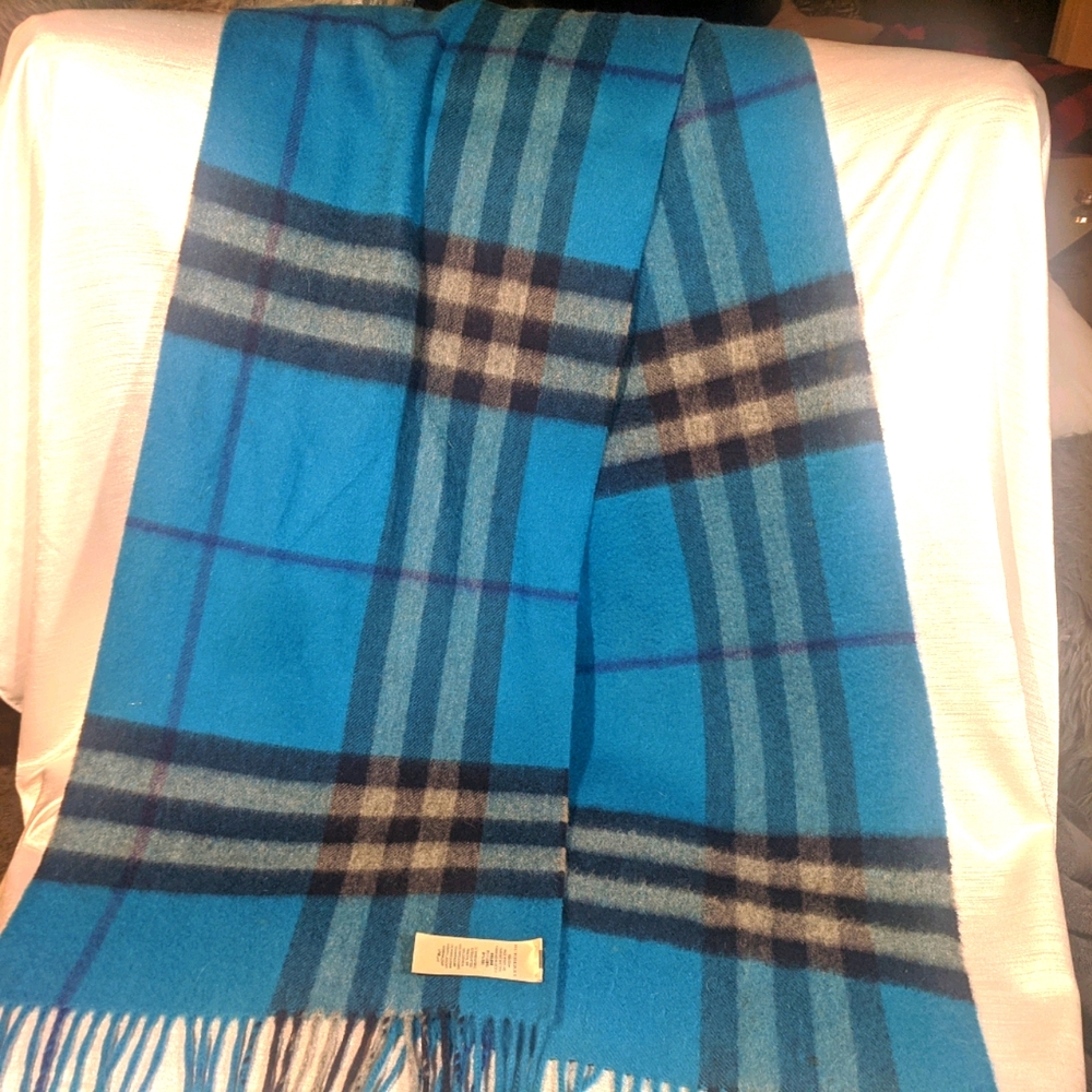 BURBERRY peacock blue cashmere scarf. Beautiful!